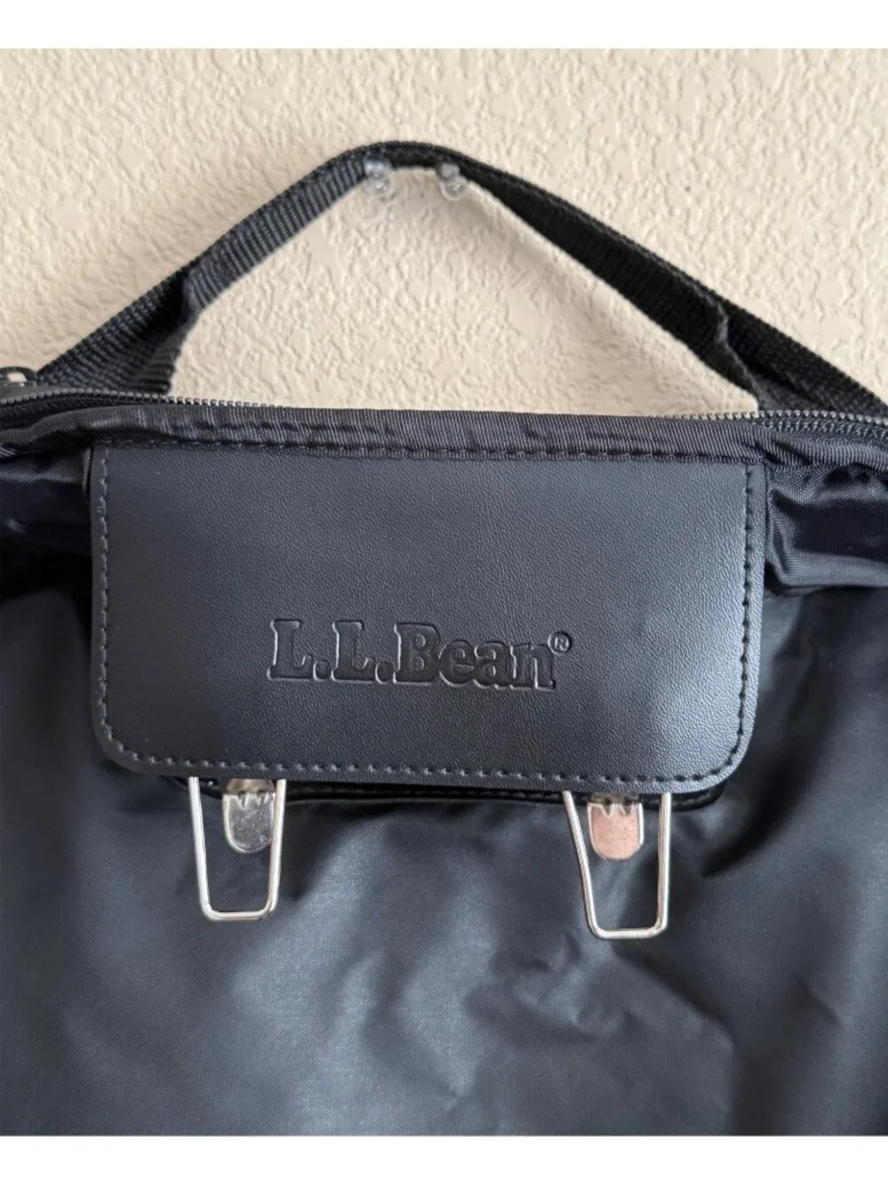 L.L. Bean Garment Travel Luggage Bag Shoulder Strap Black Style M541
